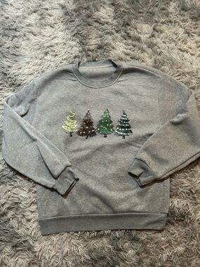 SHEIN Gray Crewneck Sweatshirt with Embroidered Christmas Trees